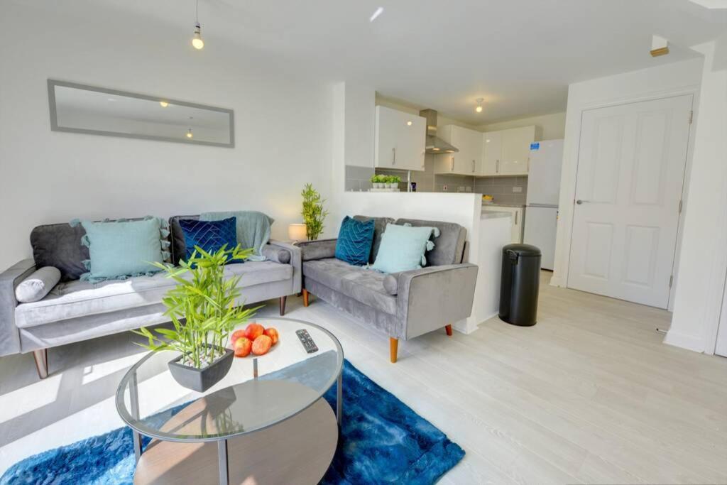 Appartement The Stratford Palace à Birmingham Extérieur photo